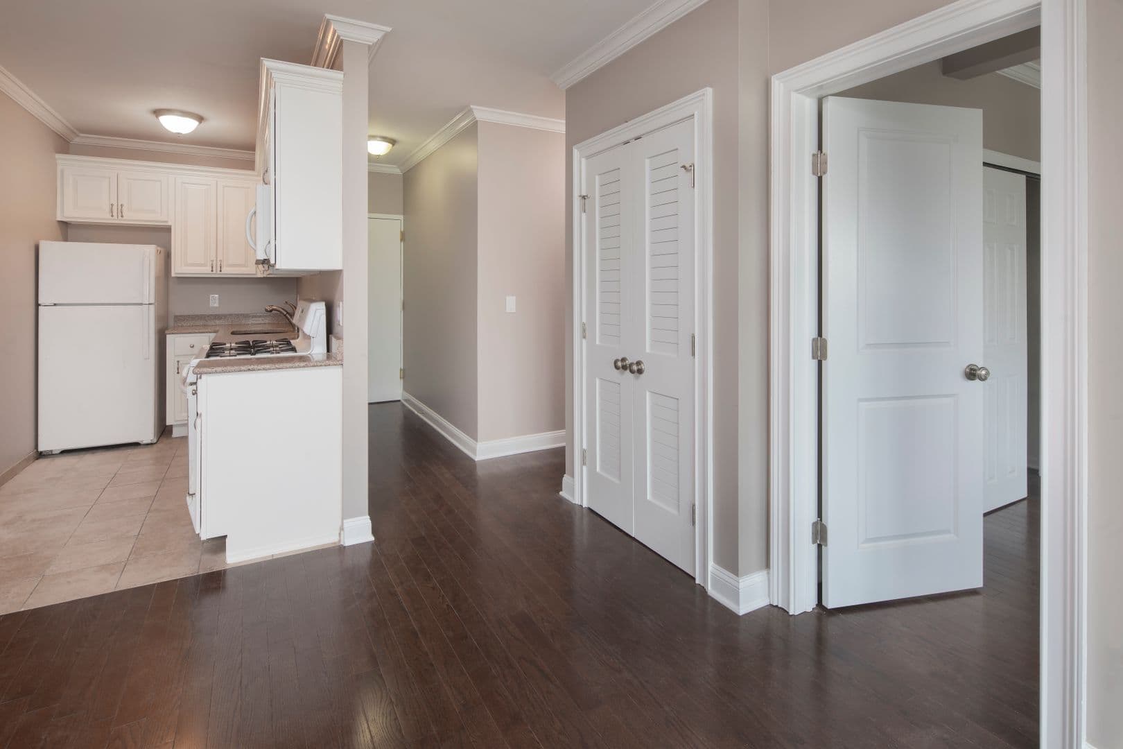 Hackensack Apartment: 30 Euclid Avenue