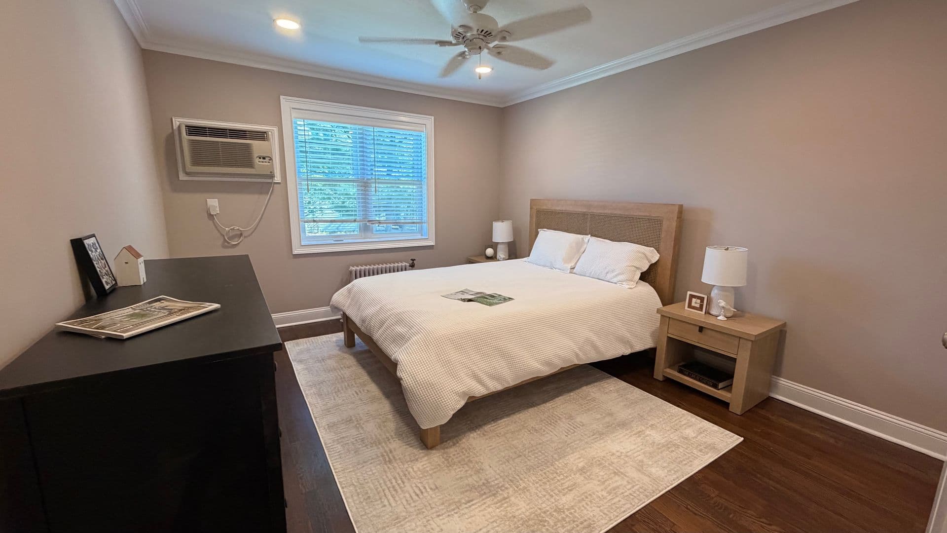 Leonia Apartment: 405 - 425 Broad Avenue,
