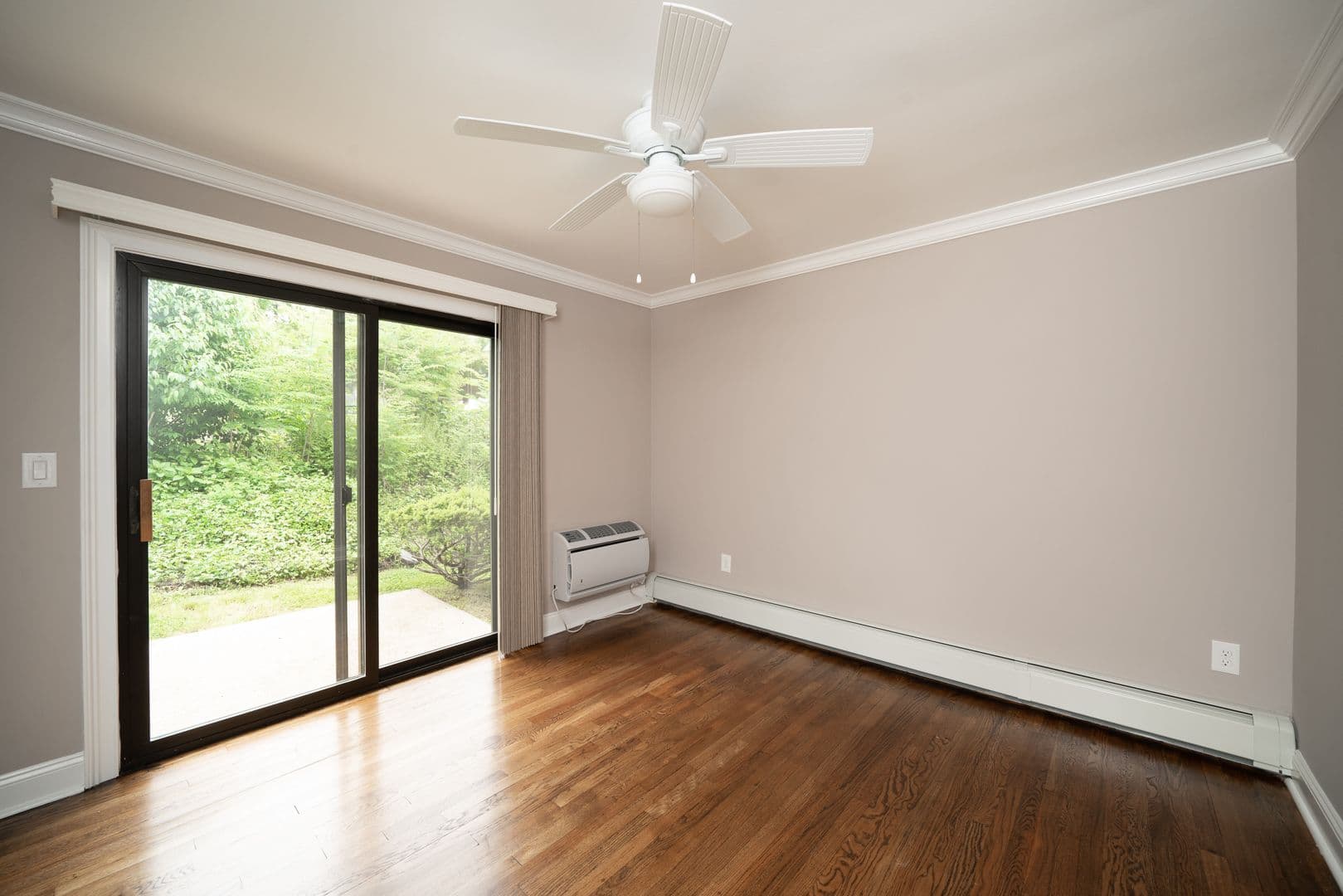 Englewood Apartment: 165-185 Grand Avenue