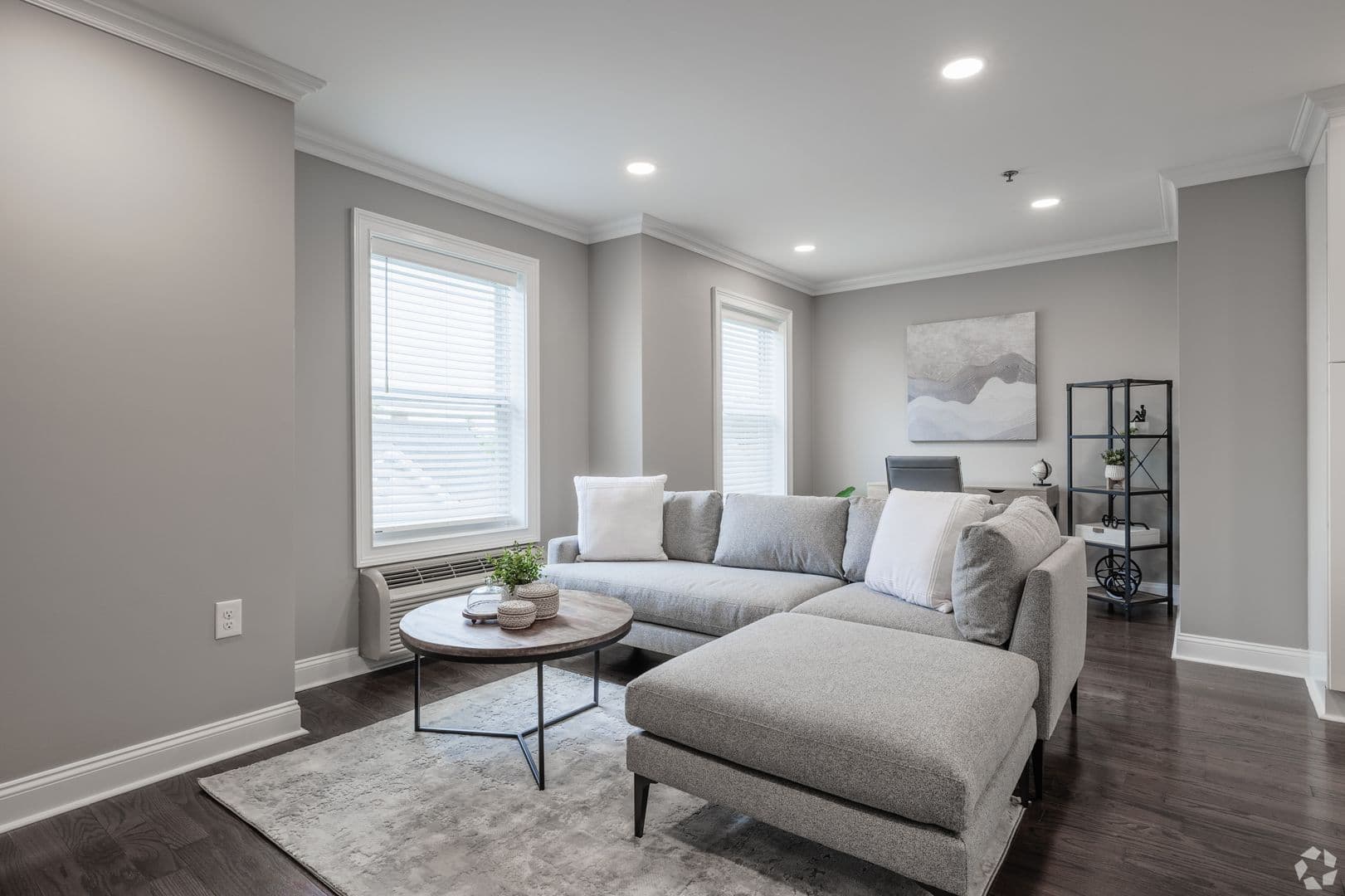 Bergenfield Apartment: 47 Legion Drive