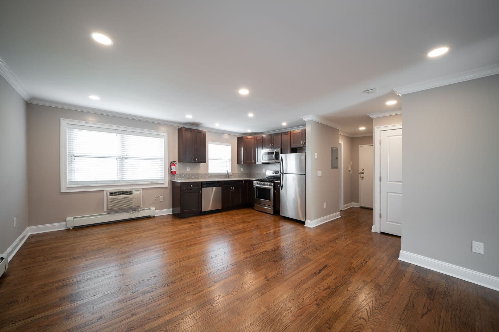 Englewood Apartment: 165-185 Grand Avenue