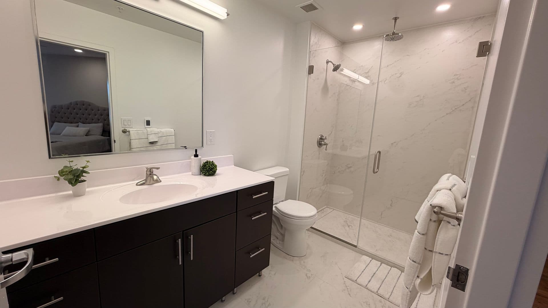 Hackensack Apartment: 29 Linden Street