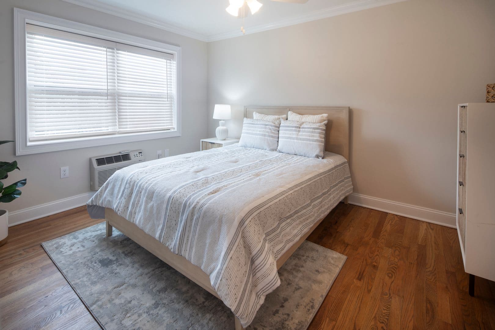 Hackensack Apartment: 70 Polifly Road