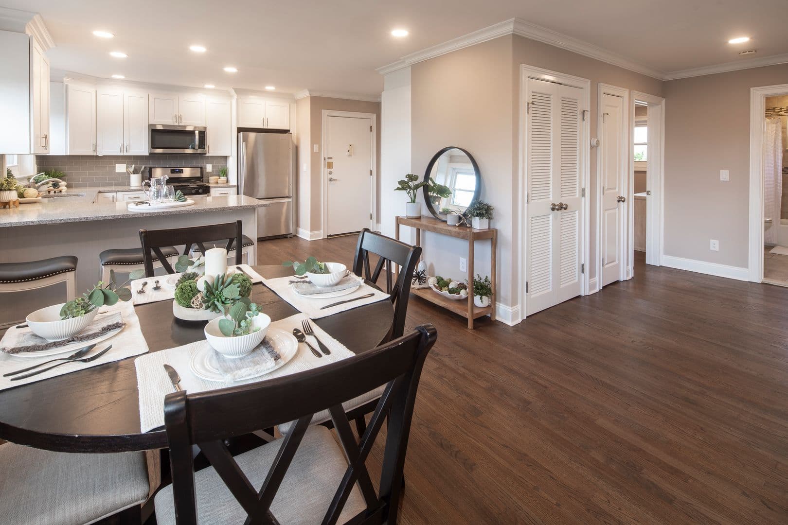 Englewood Apartment: 60 East Linden Avenue
