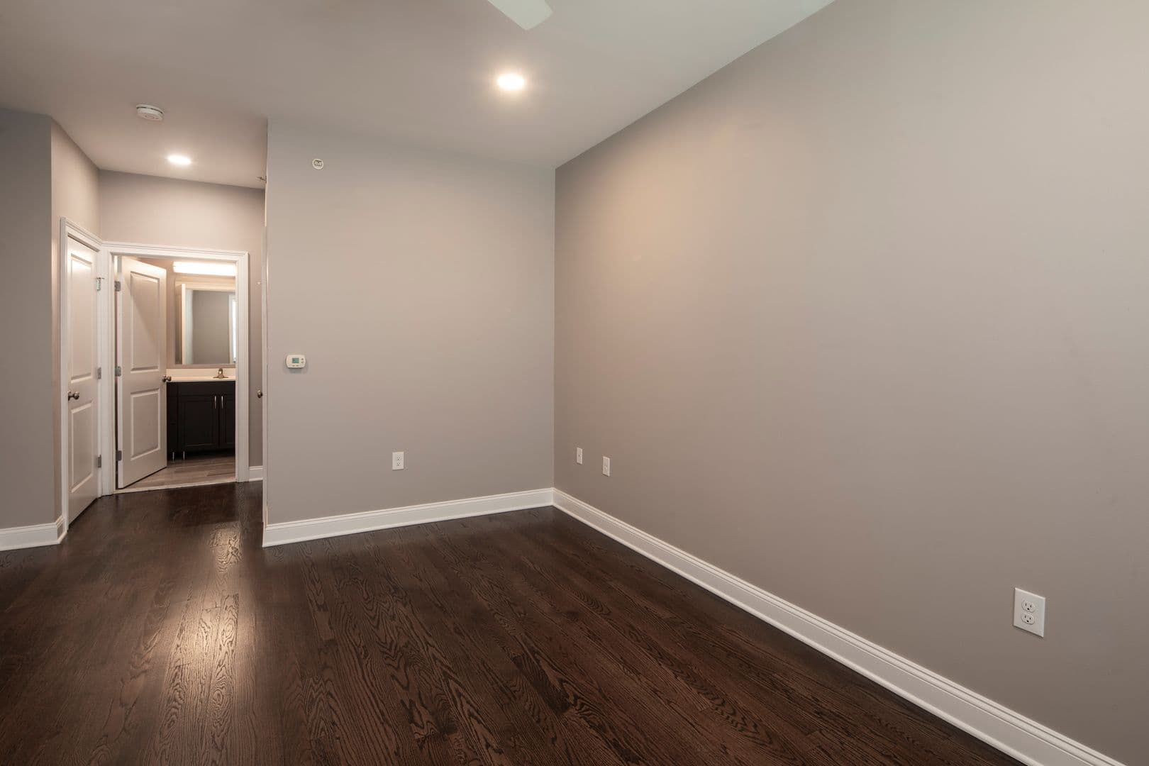 Hackensack Apartment: 29 Linden Street