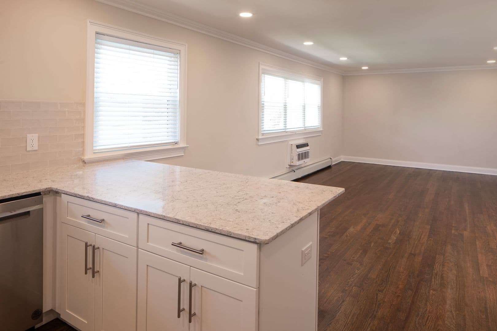 Englewood Apartment: 60 East Linden Avenue