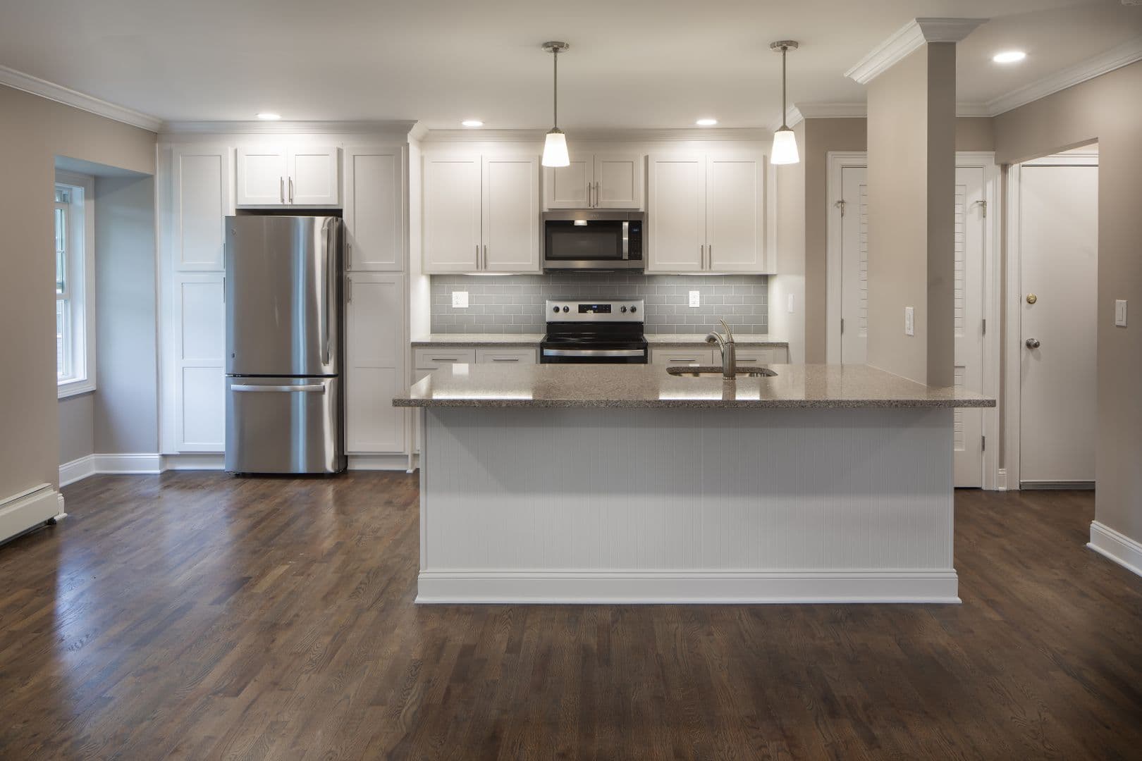Westwood Apartment: 19 & 57 Crest Street