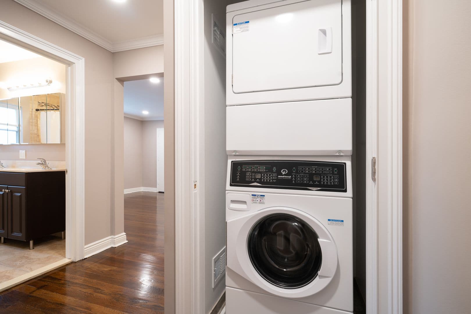 Leonia Apartment: 405 - 425 Broad Avenue,