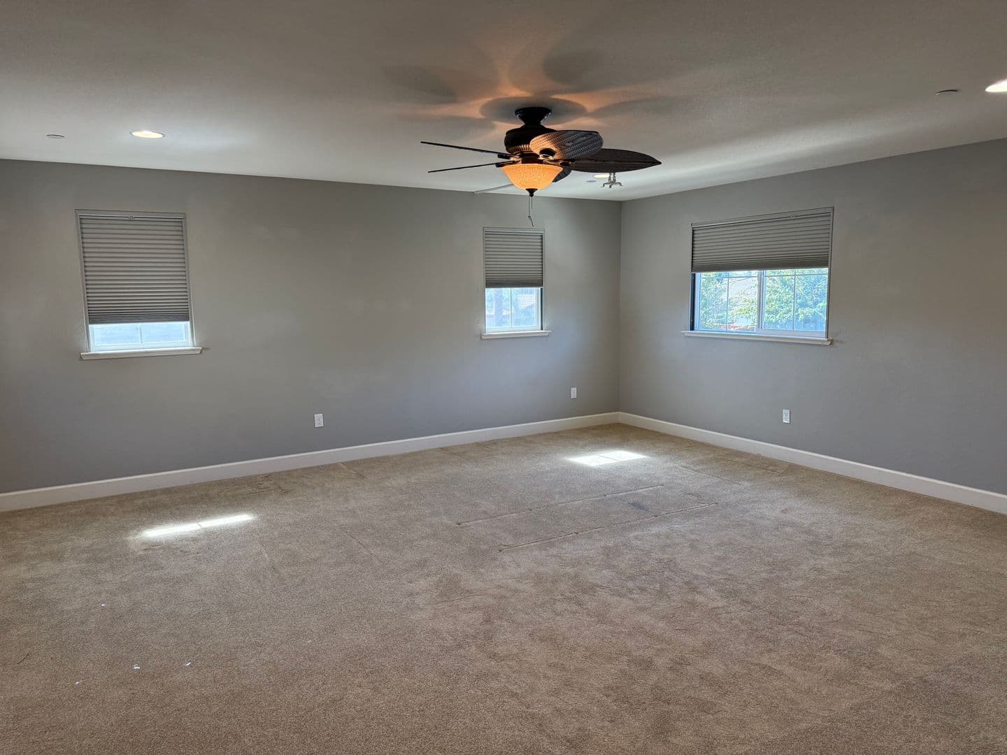 Brentwood House: 693 Monte Verde Ln