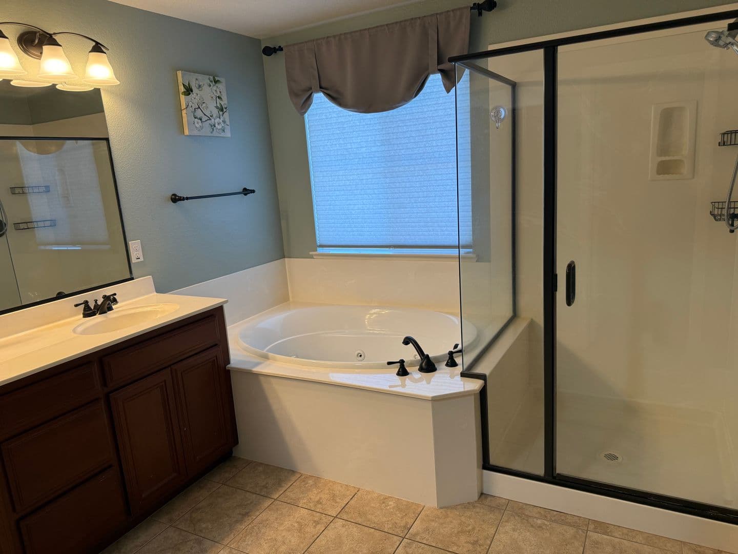 Brentwood House: 693 Monte Verde Ln