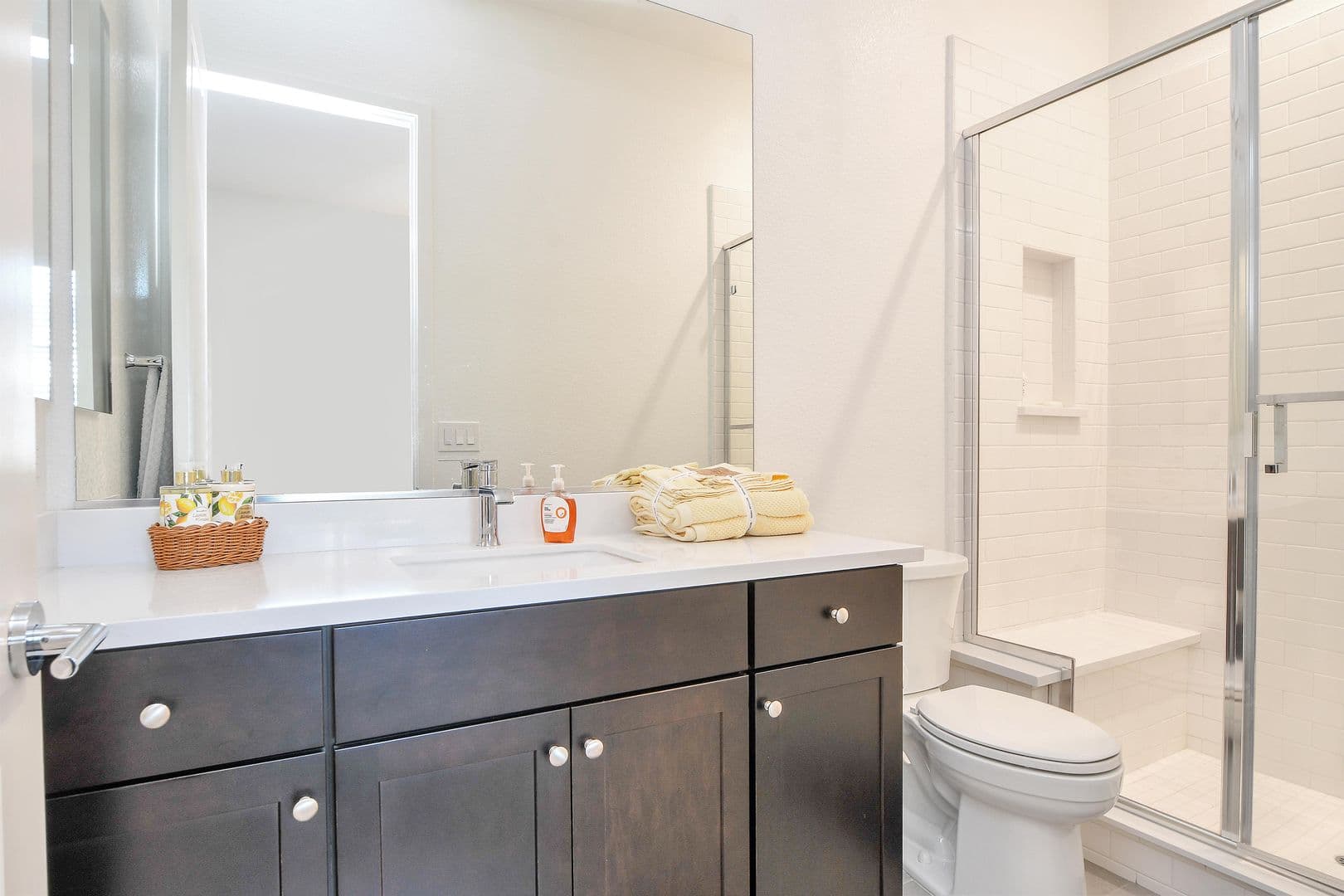 Bethel Island House: 312 Navigators Pl