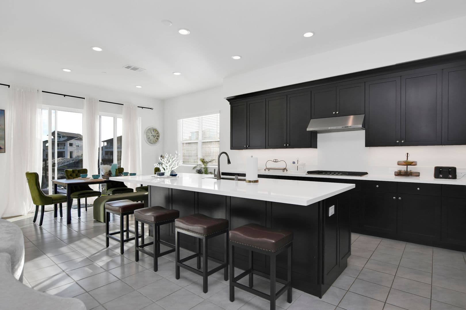 Bethel Island House: 312 Navigators Pl