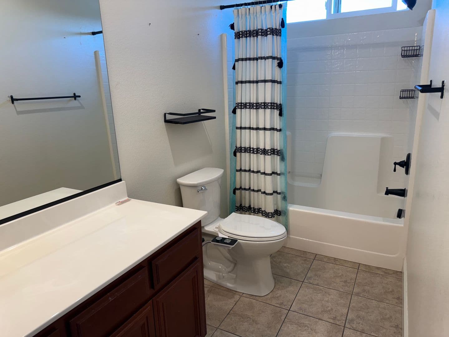 Brentwood House: 693 Monte Verde Ln