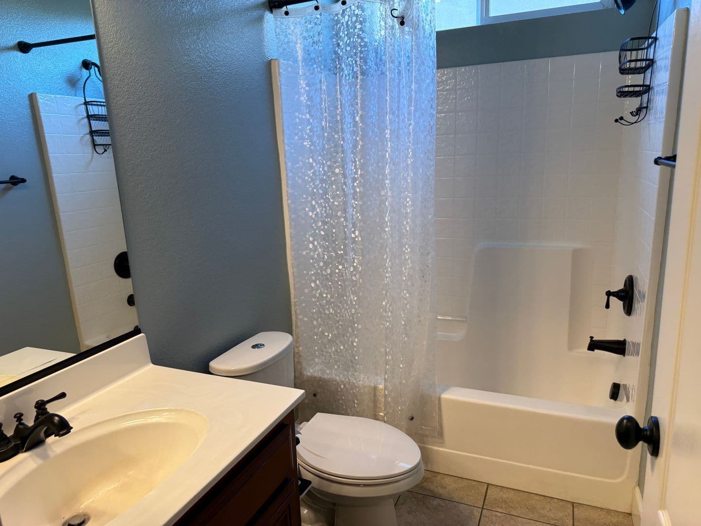 Brentwood House: 693 Monte Verde Ln