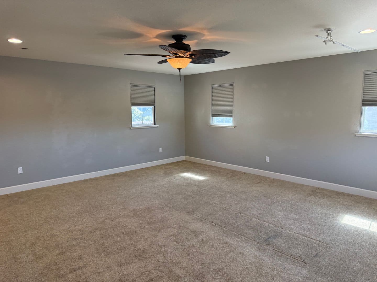 Brentwood House: 693 Monte Verde Ln