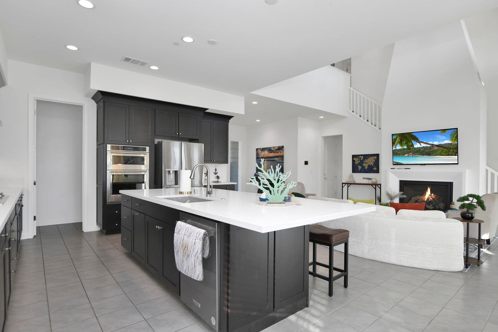 Bethel Island House: 312 Navigators Pl