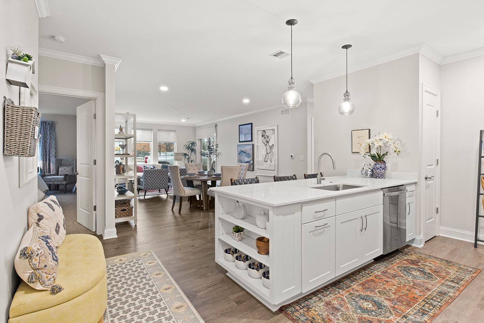 Rochester Apartment: 3540 East Ave