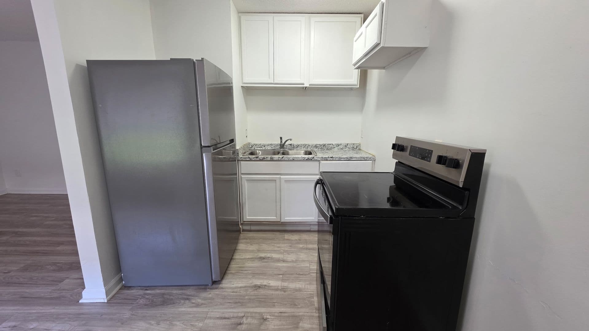 High Point Apartment: 208 & 212 Kendall Ave & 1820 Branch St