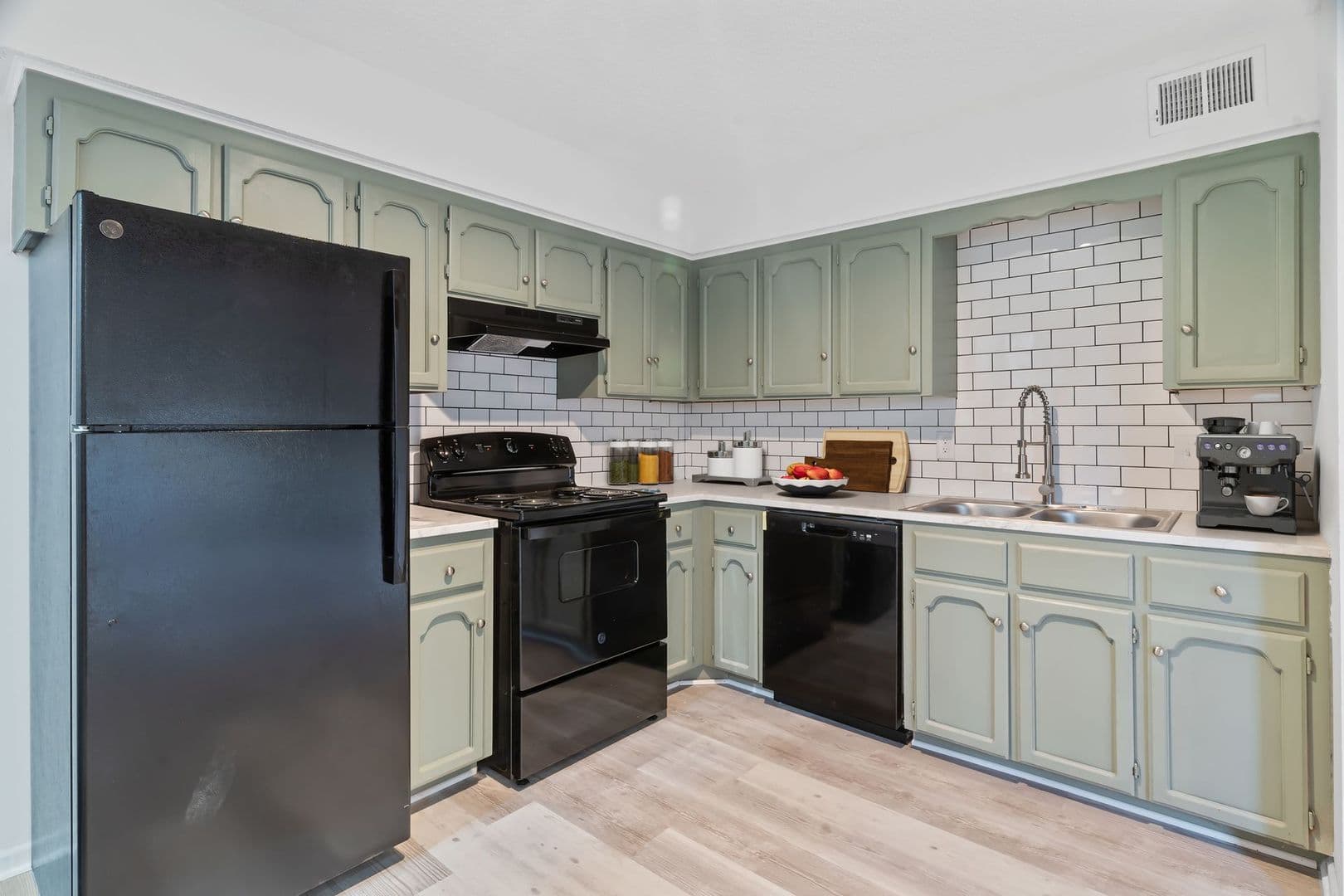 Platte City Apartment: 419 Paxton Street