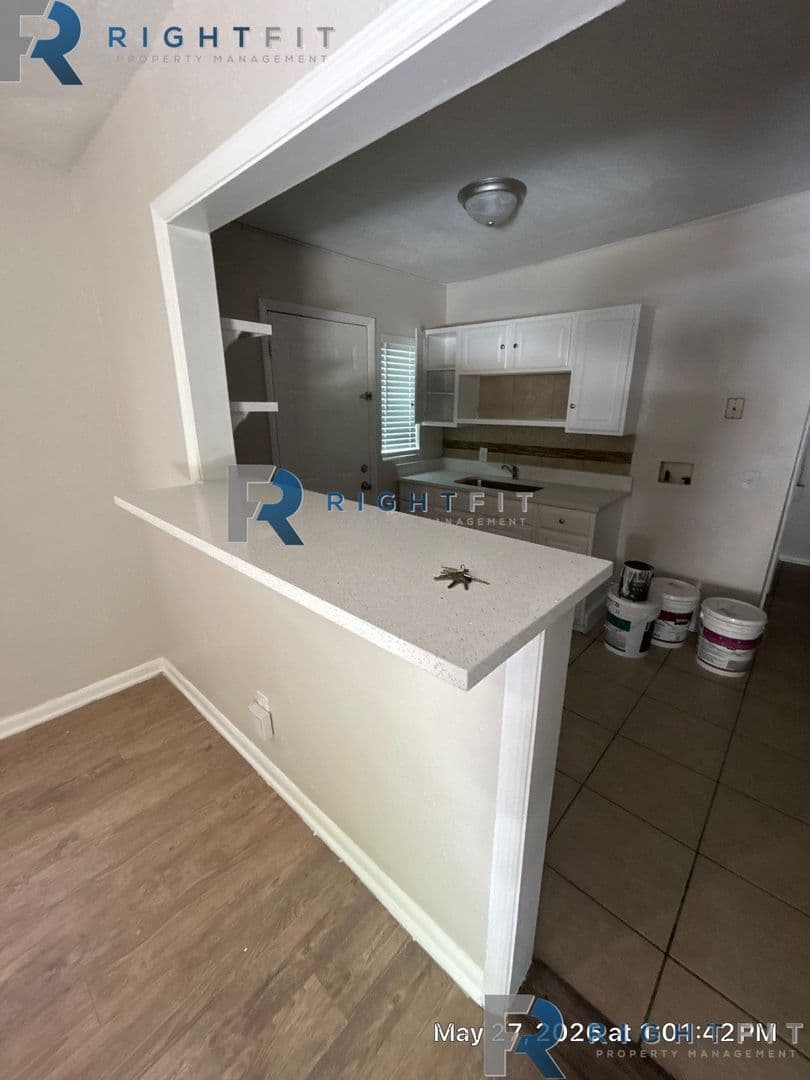 Jacksonville Apartment: 1162-1164 E. 16th Street