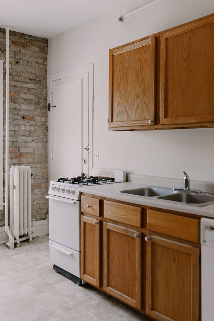 Minneapolis Apartment: 307 West 15th Street