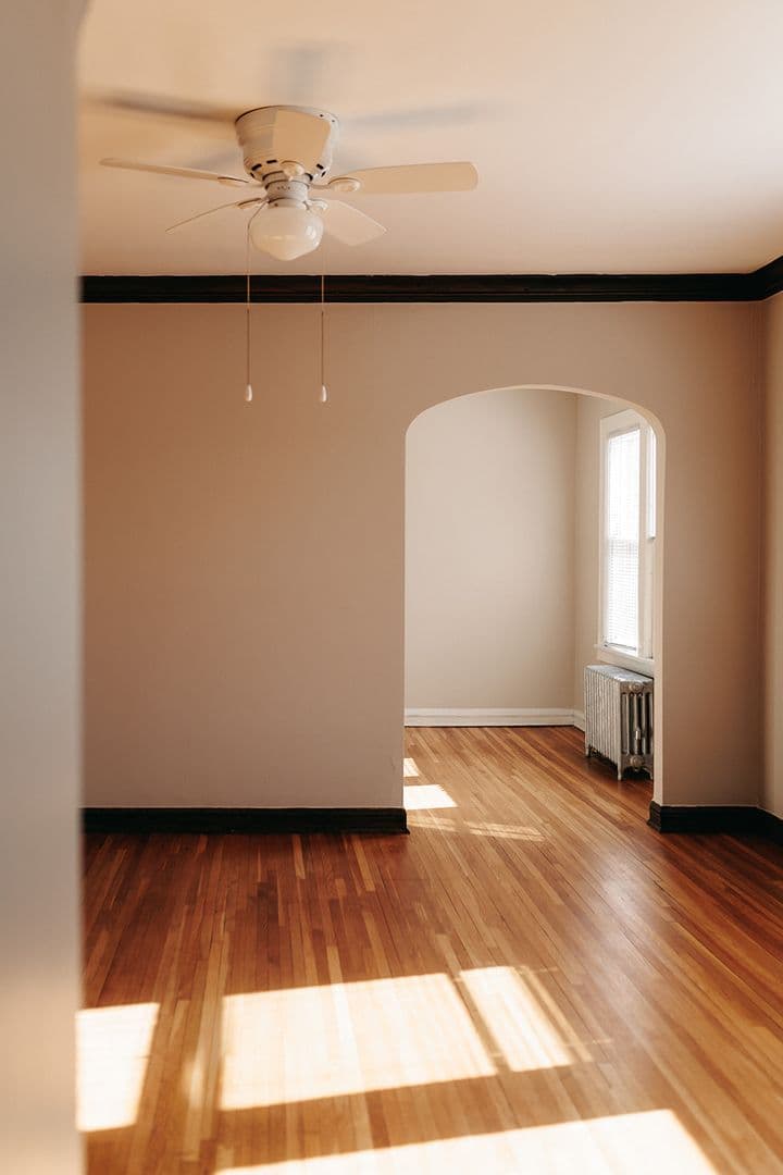 Minneapolis Apartment: 3538 Grand avenue South