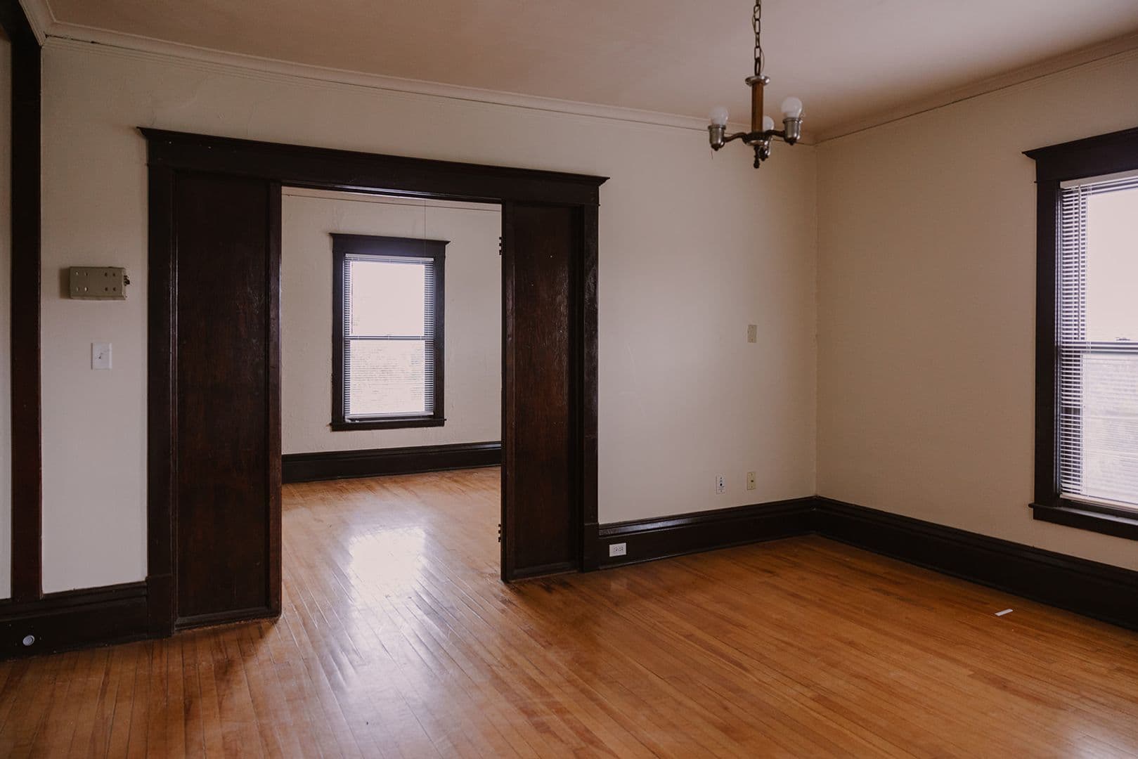 Minneapolis Apartment: 307 West 15th Street