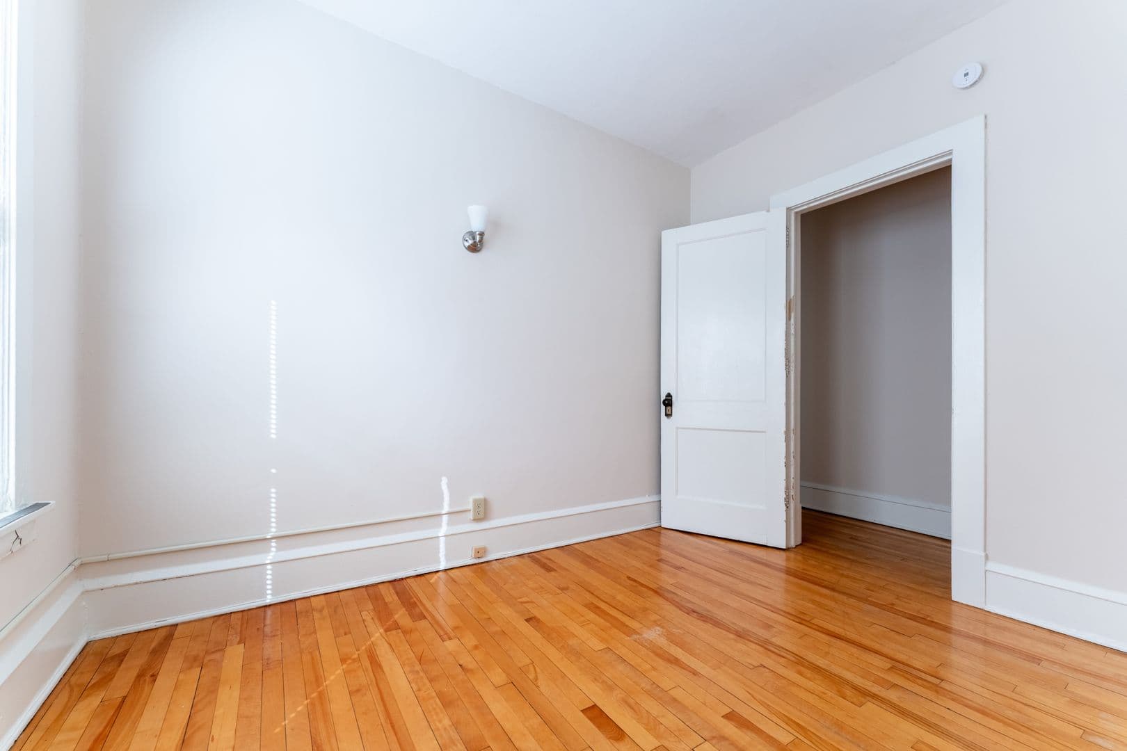 Minneapolis Apartment: 4312 Linden Hills Boulevard