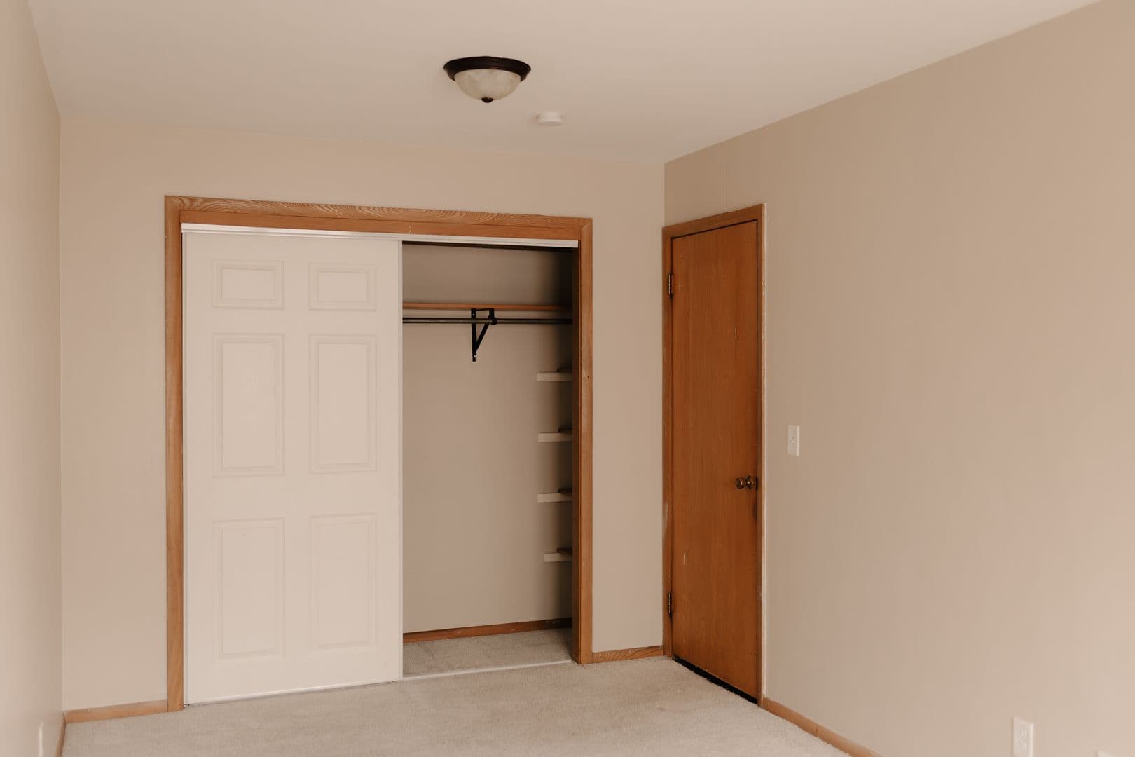 Minneapolis Apartment: 3615 Grand Avenue South
