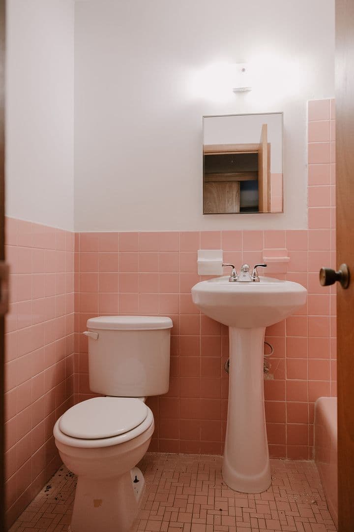 Minneapolis Apartment: 3615 Grand Avenue South