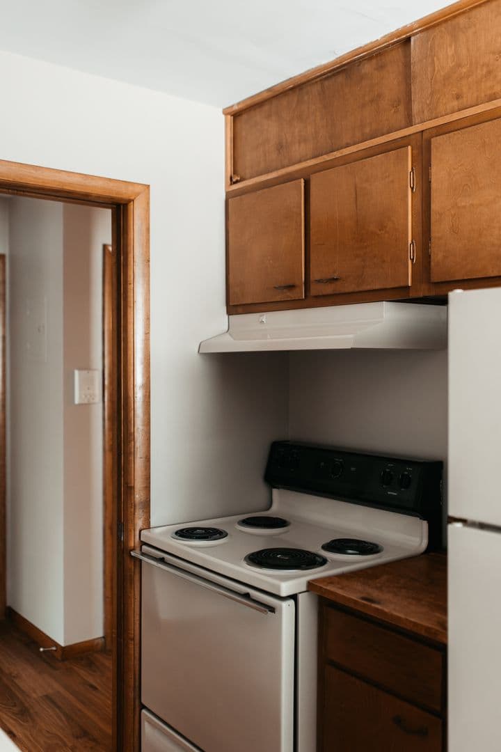 Minneapolis Apartment: 2510-2516 Grand Avenue South