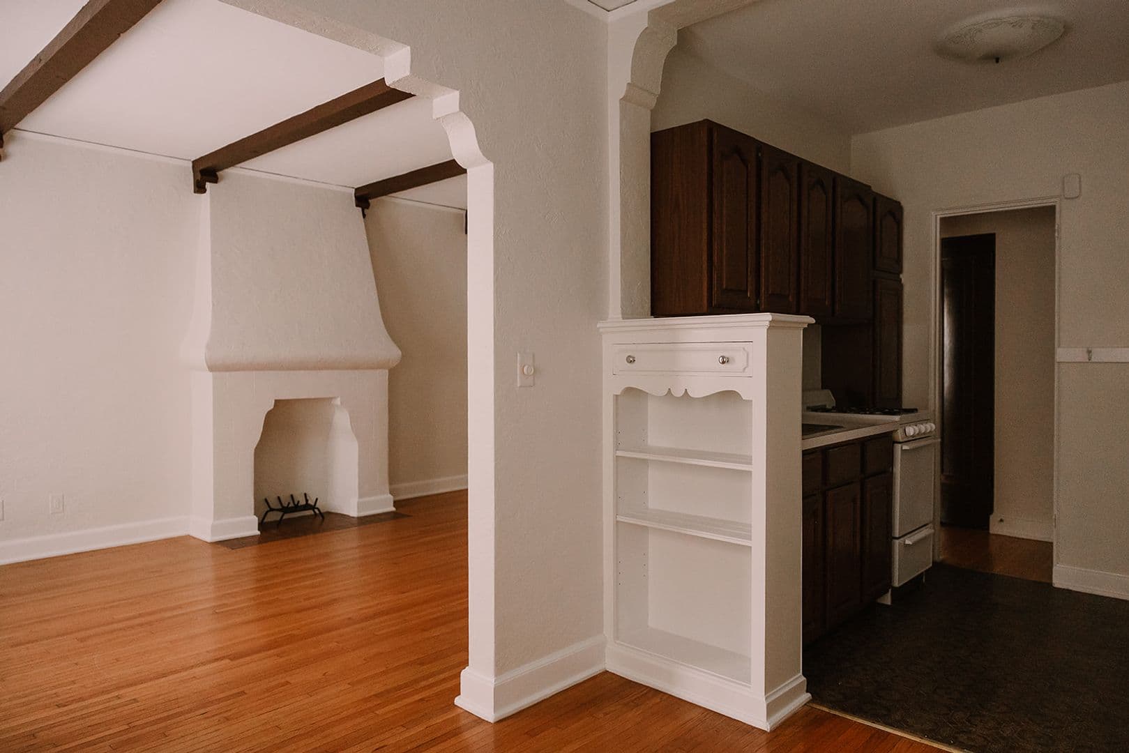 Minneapolis Apartment: 3026 W. Lake Street