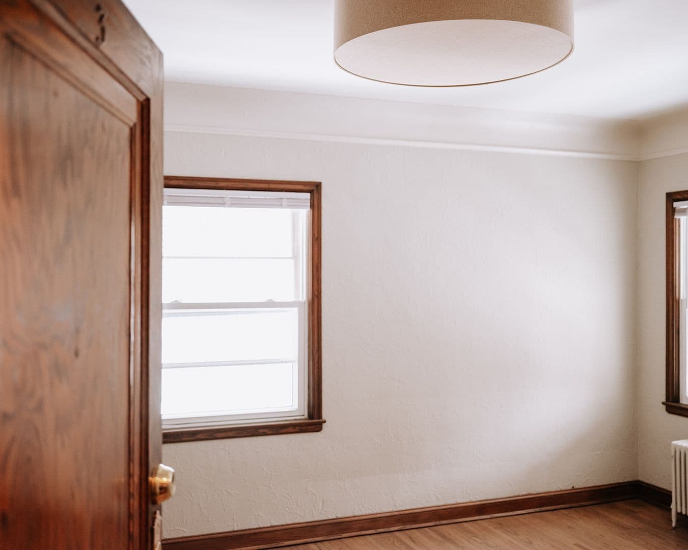 Minneapolis Apartment: 2549 Harriet Ave