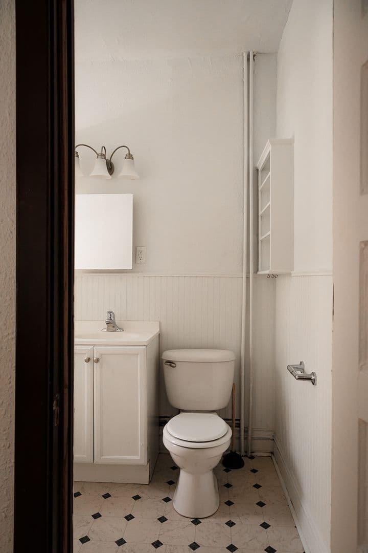 Minneapolis Apartment: 307 West 15th Street