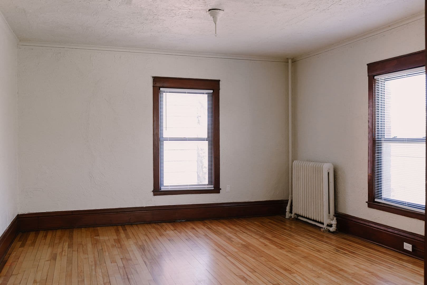 Minneapolis Apartment: 307 West 15th Street