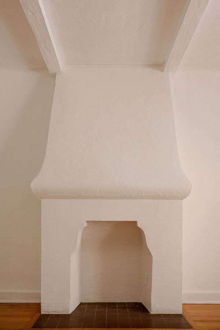 Minneapolis Apartment: 3026 W. Lake Street