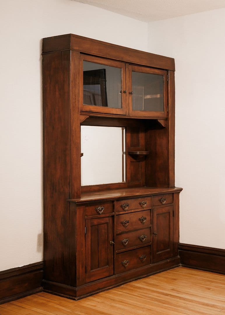 Minneapolis Apartment: 307 West 15th Street