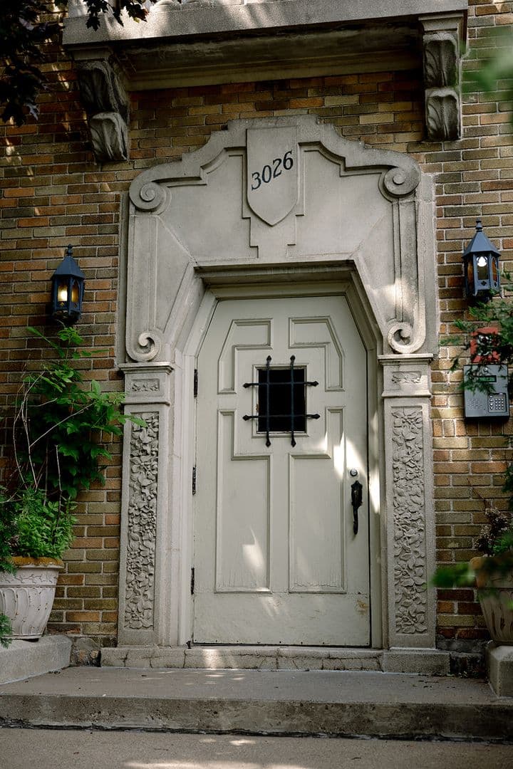 Minneapolis Apartment: 3026 W. Lake Street