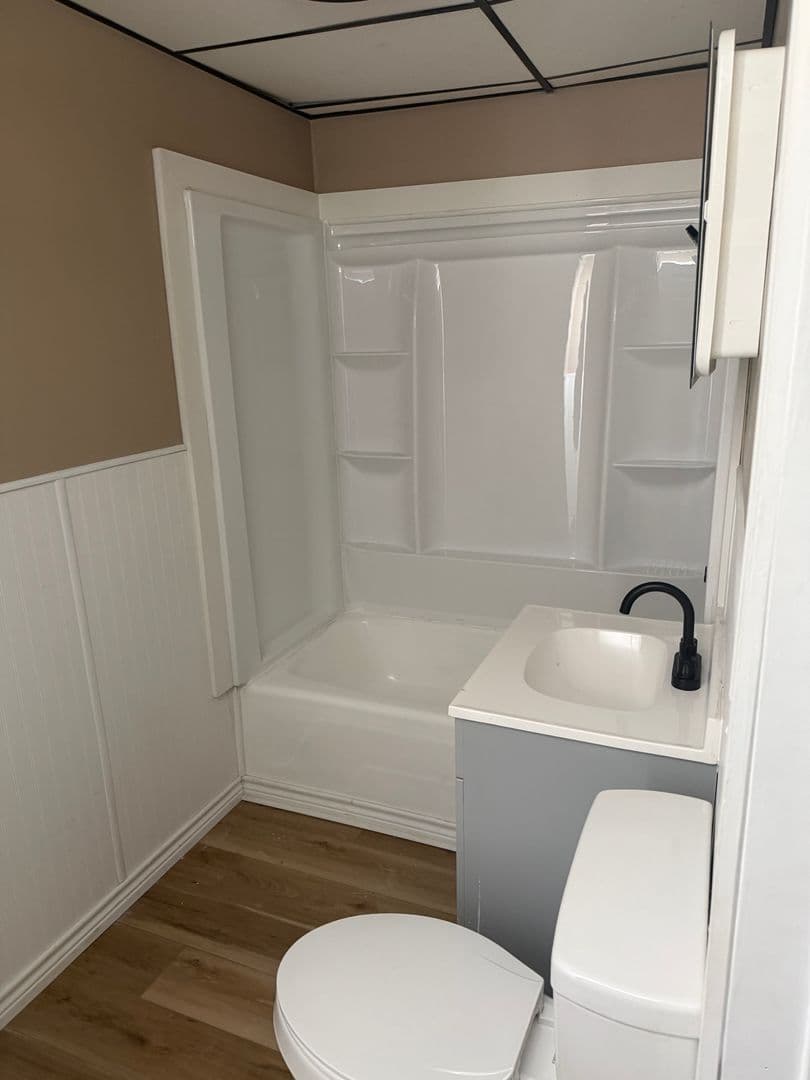Bridgeport Apartment: 857-A National Rd.