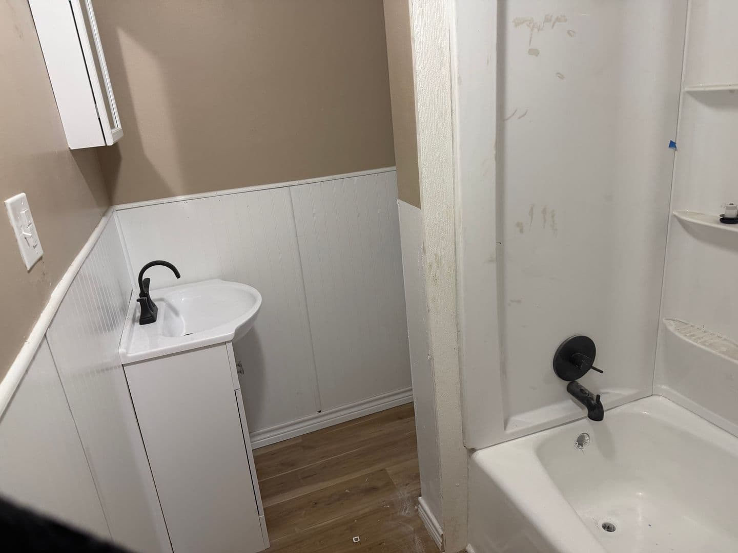 Bridgeport Apartment: 857-A National Rd.