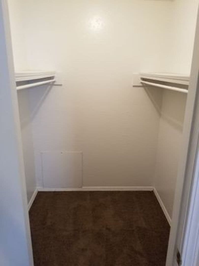 Tulsa Apartment: 1054 E 57th Pl