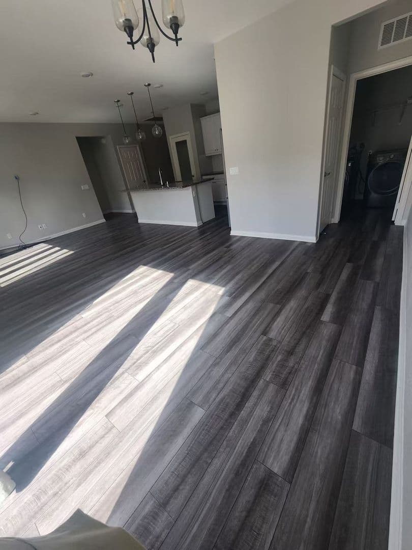 Riverside House: 20565 Lost Creek Road