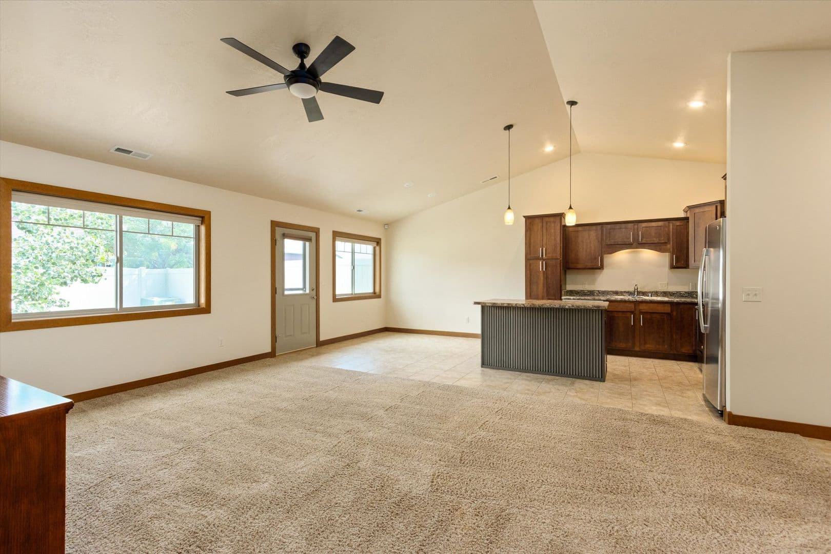 Billings House: 5933 Foxtail Loop West