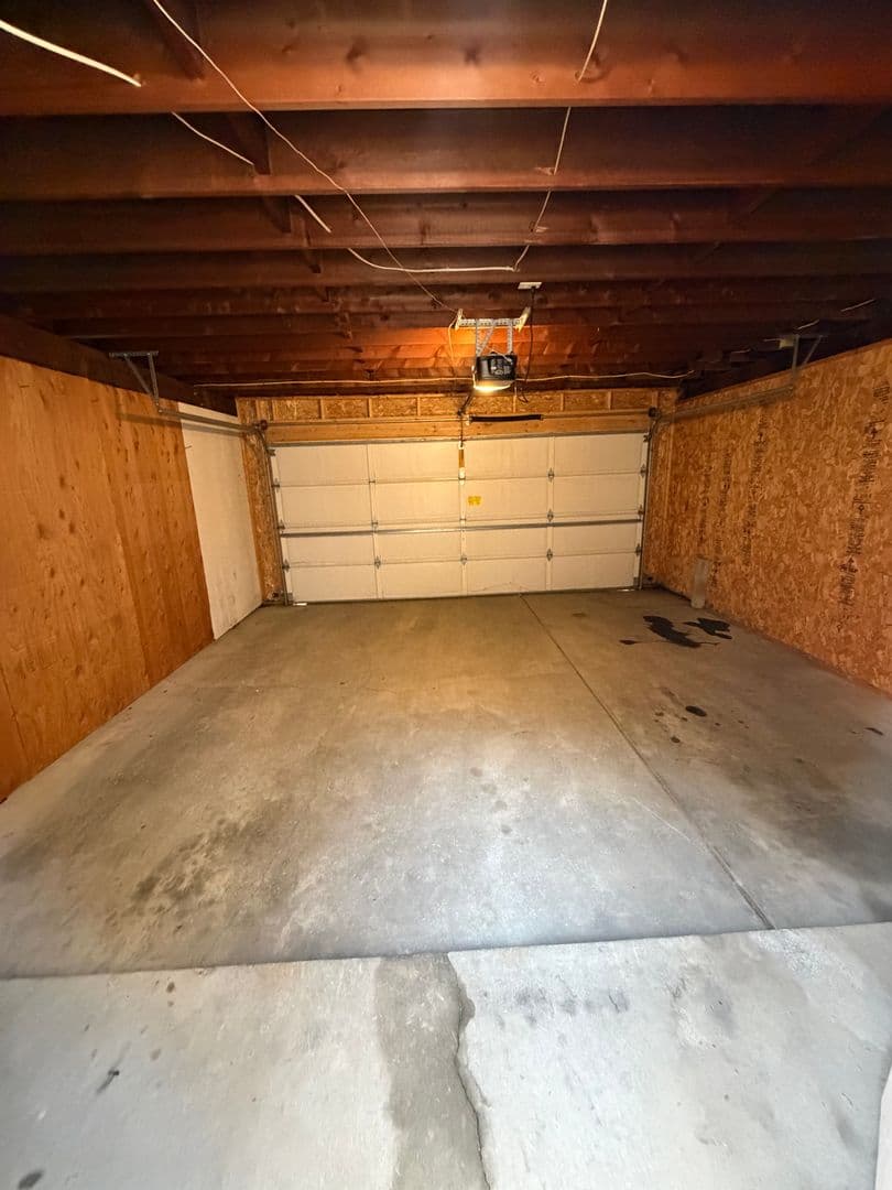 Billings House: 1610 Roadrunner Pl