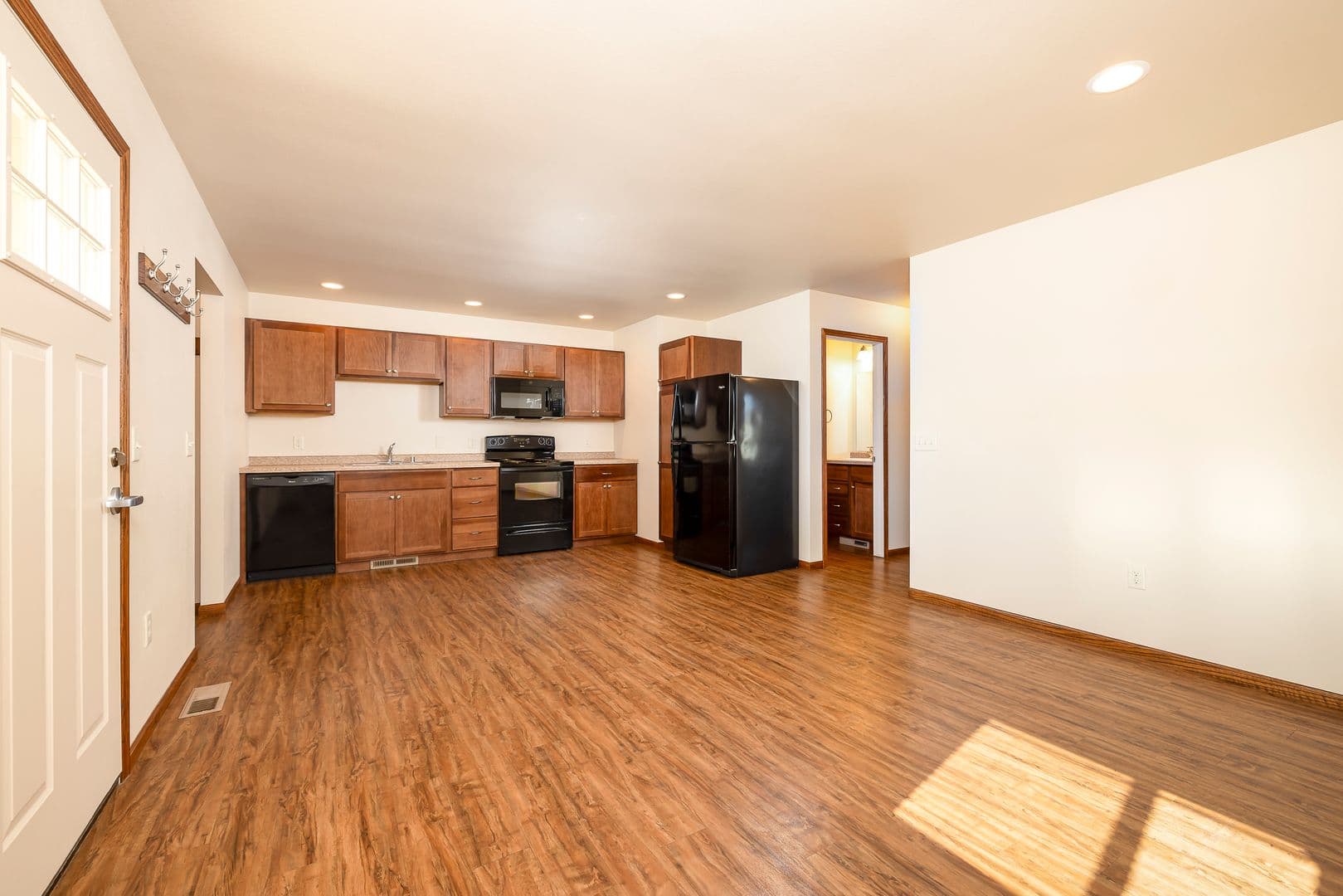 Billings Apartment: 2061-2067 Lake Hills
