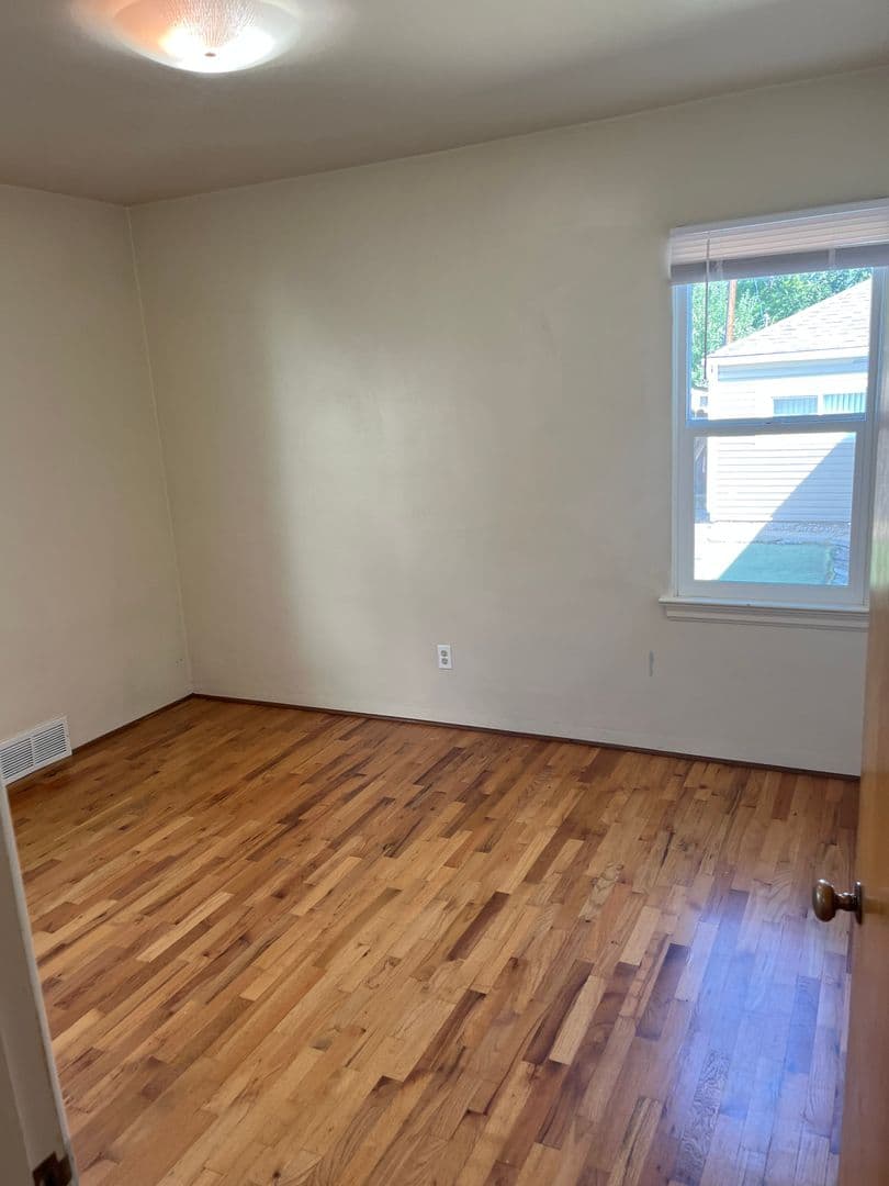 Billings Apartment: 729 Avenue B