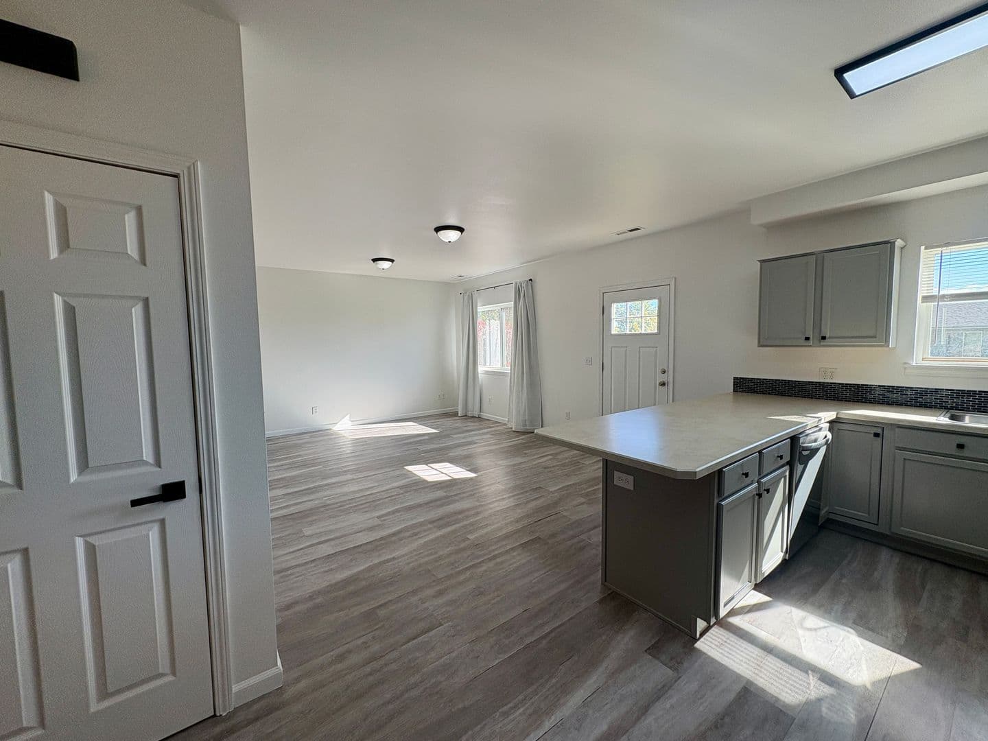 Billings House: 1679 Vuecrest Dr