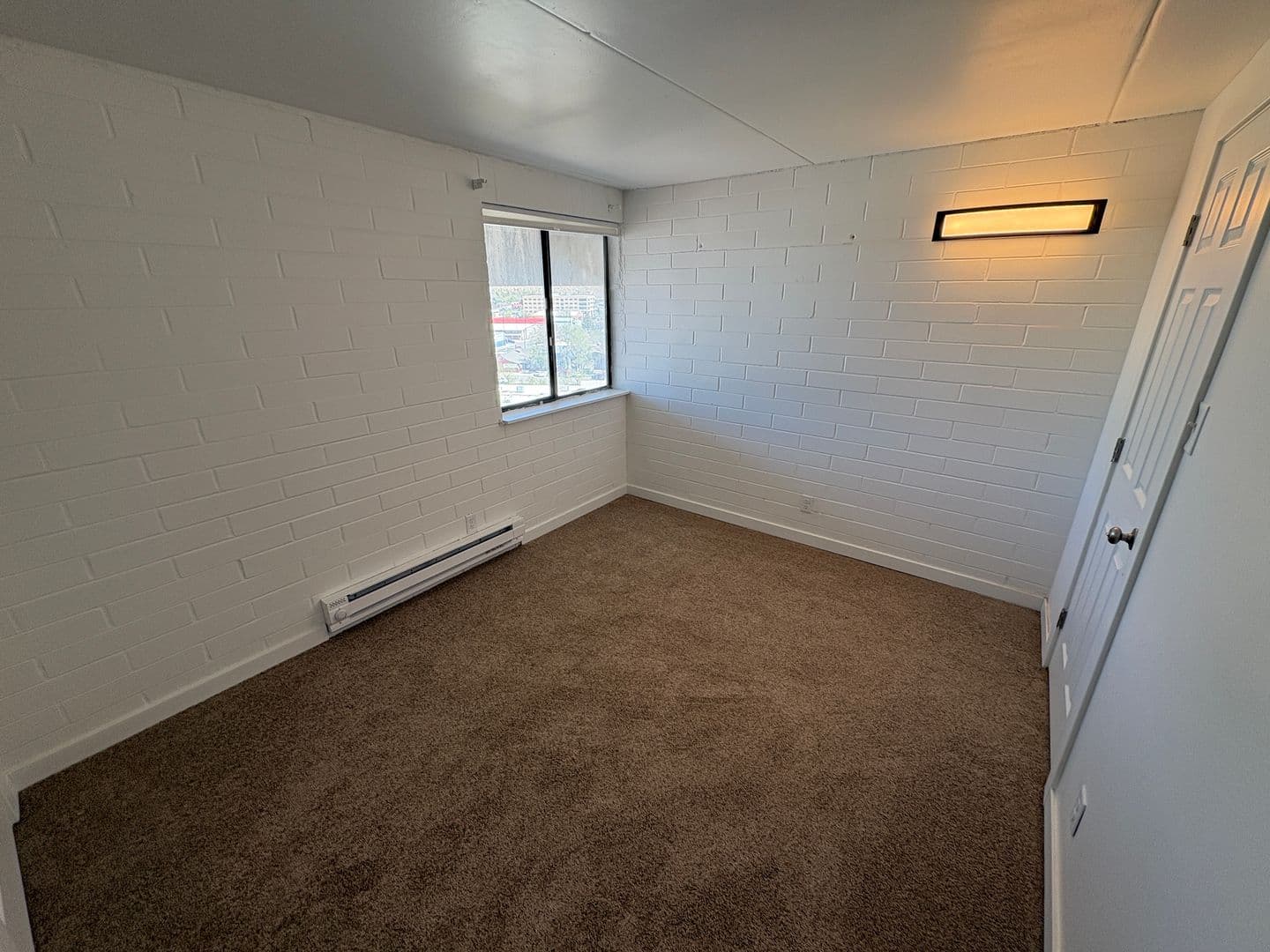 Billings Apartment: 300 N 25th ST