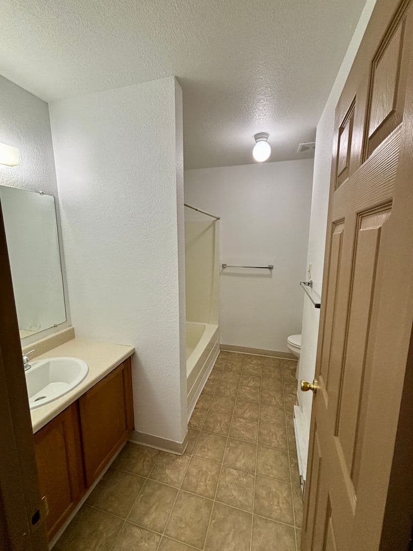 Billings Apartment: 265 Aristocrat Dr