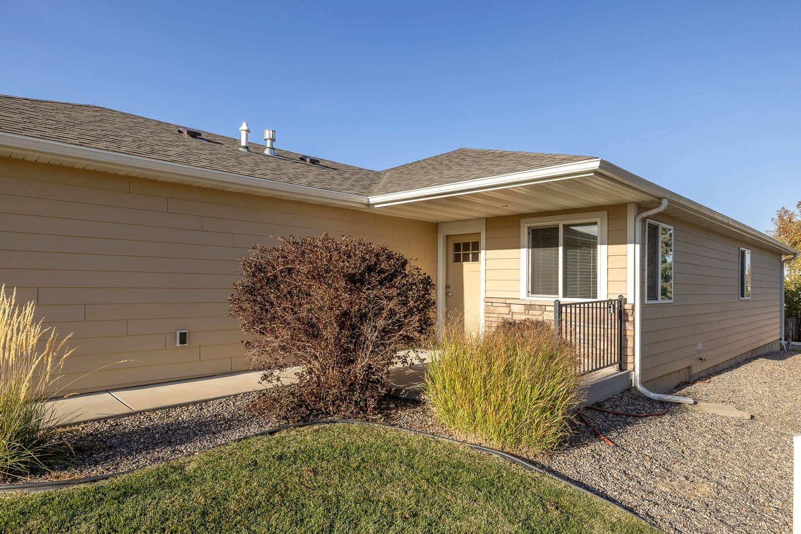 Billings Apartment: 2061-2067 Lake Hills